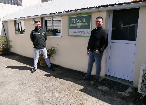 Laurent et Jérémy Marin associés de la SCEA Martin Co-Lor graphiste freelance